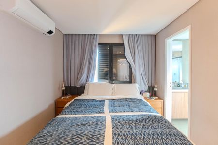 Suíte  de apartamento à venda com 2 quartos, 65m² em Bela Vista, São Paulo