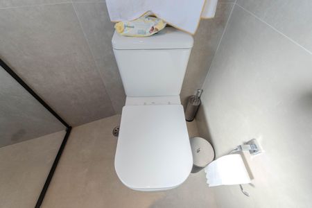 Apartamento à venda com 65m², 2 quartos e 1 vaga Apartamento à venda com 65m², 2 quartos e 1 vagaBanheiro da Suíte