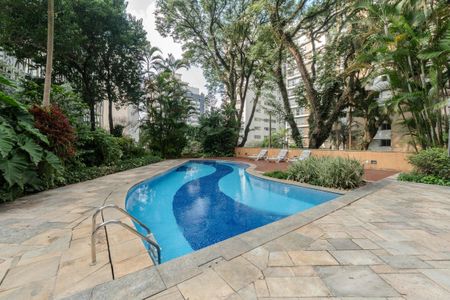 Apartamento à venda com 65m², 2 quartos e 1 vaga Apartamento à venda com 65m², 2 quartos e 1 vagaÁrea comum - Piscina