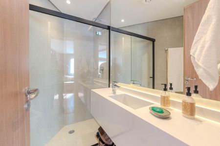 Apartamento à venda com 65m², 2 quartos e 1 vaga Apartamento à venda com 65m², 2 quartos e 1 vagaBanheiro