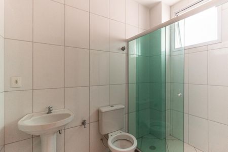 Banheiro de kitnet/studio para alugar com 1 quarto, 36m² em República, São Paulo