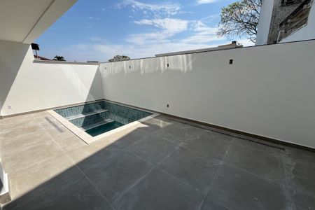 Casa à venda com 346m², 3 quartos e 2 vagasÁrea comum