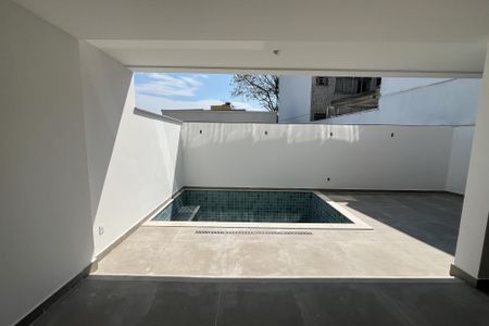 Casa à venda com 346m², 3 quartos e 2 vagasÁrea comum