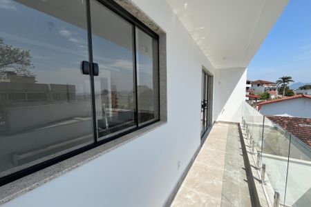 Varanda da Sala de casa à venda com 3 quartos, 346m² em Jardim Guanabara, Rio de Janeiro