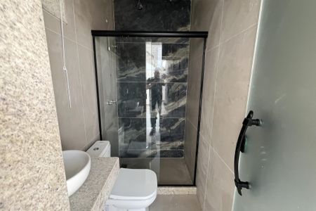 Casa à venda com 346m², 3 quartos e 2 vagasBanheiro de Serviço