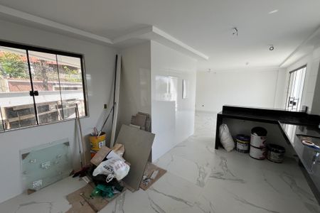 Casa à venda com 346m², 3 quartos e 2 vagasCozinha