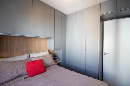 Quarto 1 de apartamento para alugar com 2 quartos, 39m² em Vila Butantã, São Paulo
