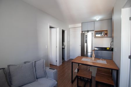 Sala de apartamento para alugar com 2 quartos, 39m² em Vila Butantã, São Paulo
