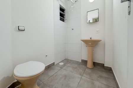 Studio para alugar com 25m², 1 quarto e sem vaga Studio para alugar com 25m², 1 quarto e sem vagaBanheiro