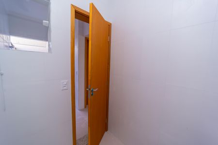 Apartamento para alugar com 38m², 2 quartos e sem vaga Apartamento para alugar com 38m², 2 quartos e sem vagaBanheiro Social