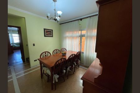 Casa à venda com 225m², 4 quartos e 6 vagasSala de Jantar