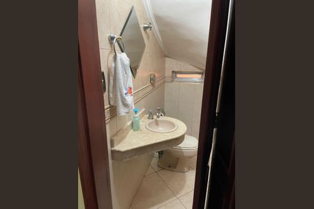 Casa à venda com 225m², 4 quartos e 6 vagasBanheiro