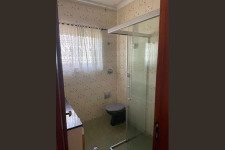 Casa à venda com 225m², 4 quartos e 6 vagasBanheiro