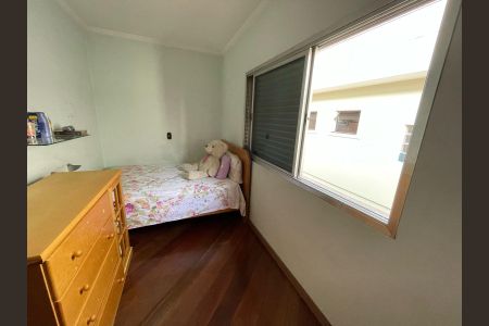 Casa à venda com 225m², 4 quartos e 6 vagasQuarto