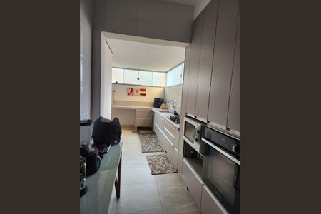 Cozinha de apartamento à venda com 3 quartos, 115m² em Paquetá, Belo Horizonte