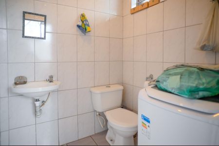 Casa para alugar com 249m², 3 quartos e 3 vagas Casa para alugar com 249m², 3 quartos e 3 vagasBanheiro de Serviço