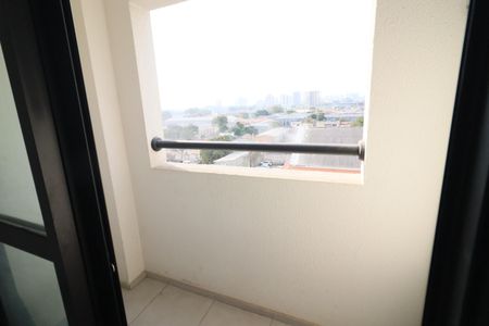 Varanda de apartamento à venda com 1 quarto, 24m² em Bonfim, Osasco