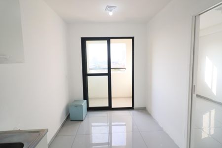 Sala/Cozinha de apartamento à venda com 1 quarto, 24m² em Bonfim, Osasco
