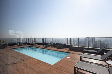 Apartamento à venda com 26m², 1 quarto e sem vaga Apartamento à venda com 26m², 1 quarto e sem vagaPiscina