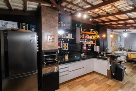 Casa à venda com 140m², 2 quartos e 3 vagas Casa à venda com 140m², 2 quartos e 3 vagasEspaço Gourmet