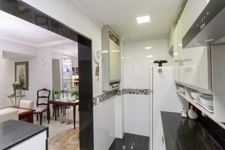 Casa à venda com 140m², 2 quartos e 3 vagas Casa à venda com 140m², 2 quartos e 3 vagasCozinha