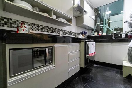 Casa à venda com 140m², 2 quartos e 3 vagas Casa à venda com 140m², 2 quartos e 3 vagasCozinha