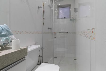 Casa à venda com 140m², 2 quartos e 3 vagas Casa à venda com 140m², 2 quartos e 3 vagasBanheiro da suíte 1