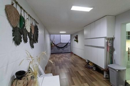 Casa à venda com 140m², 2 quartos e 3 vagas Casa à venda com 140m², 2 quartos e 3 vagasGaragem