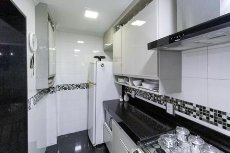 Casa à venda com 140m², 2 quartos e 3 vagas Casa à venda com 140m², 2 quartos e 3 vagasCozinha