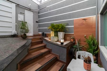 Casa à venda com 140m², 2 quartos e 3 vagas Casa à venda com 140m², 2 quartos e 3 vagasÁrea Externa