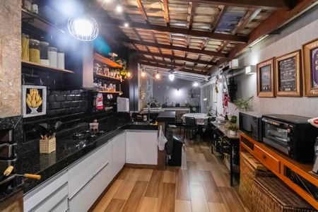 Casa à venda com 140m², 2 quartos e 3 vagas Casa à venda com 140m², 2 quartos e 3 vagasEspaço Gourmet