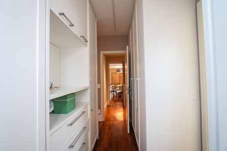 Apartamento para alugar com 114m², 2 quartos e 2 vagas Apartamento para alugar com 114m², 2 quartos e 2 vagasCloset da Suite Master