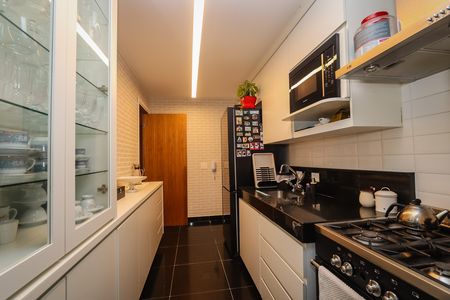 Apartamento para alugar com 114m², 2 quartos e 2 vagas Apartamento para alugar com 114m², 2 quartos e 2 vagasCozinha