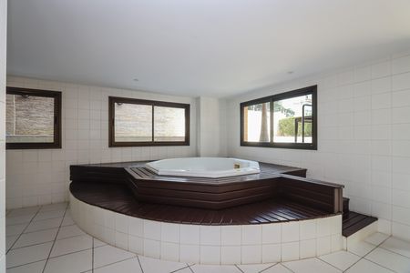 Apartamento para alugar com 114m², 2 quartos e 2 vagas Apartamento para alugar com 114m², 2 quartos e 2 vagasSpa