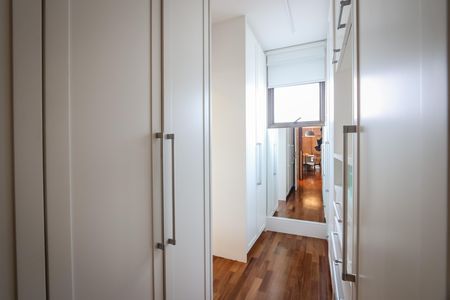 Apartamento para alugar com 114m², 2 quartos e 2 vagas Apartamento para alugar com 114m², 2 quartos e 2 vagasCloset da Suite Master