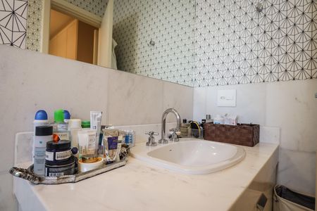 Apartamento para alugar com 114m², 2 quartos e 2 vagas Apartamento para alugar com 114m², 2 quartos e 2 vagasBanheiro da Suite 2