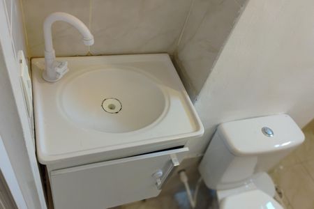 Apartamento para alugar com 48m², 2 quartos e 1 vaga Apartamento para alugar com 48m², 2 quartos e 1 vagaBanheiro