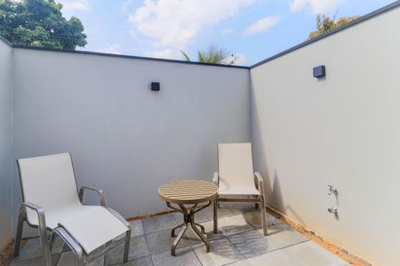 Studio para alugar com 40m², 1 quarto e sem vaga Studio para alugar com 40m², 1 quarto e sem vagaÁrea externa