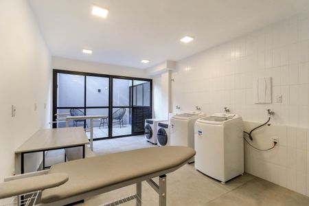 Studio para alugar com 40m², 1 quarto e sem vaga Studio para alugar com 40m², 1 quarto e sem vagaÁrea comum - Lavanderia
