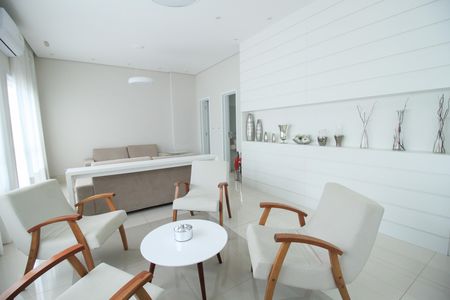Apartamento à venda com 70m², 2 quartos e 1 vaga Apartamento à venda com 70m², 2 quartos e 1 vagaÁrea comum