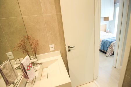 Apartamento à venda com 70m², 2 quartos e 1 vaga Apartamento à venda com 70m², 2 quartos e 1 vagaBanheiro