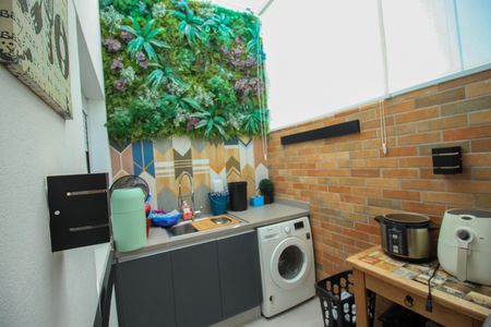 Apartamento à venda com 70m², 2 quartos e 1 vaga Apartamento à venda com 70m², 2 quartos e 1 vagaÁrea de Serviço
