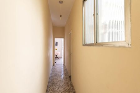 Corredor de apartamento à venda com 2 quartos, 75m² em Benfica, Rio de Janeiro