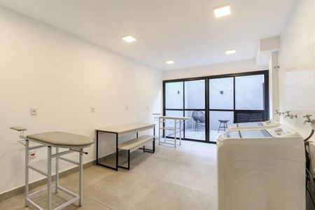 Studio para alugar com 39m², 1 quarto e sem vaga Studio para alugar com 39m², 1 quarto e sem vagaÁrea comum - Lavanderia
