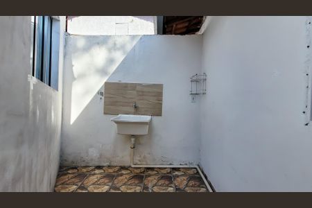 Casa para alugar com 60m², 2 quartos e sem vagaÁrea de Serviço