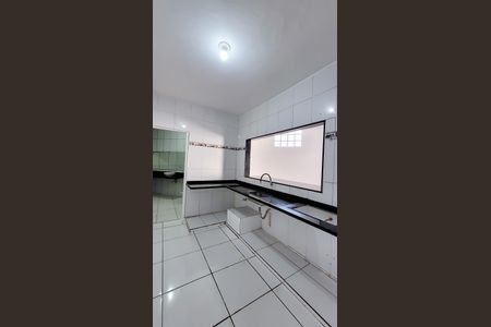 Casa para alugar com 60m², 2 quartos e sem vagaCozinha