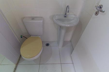 Apartamento para alugar com 33m², 2 quartos e sem vaga Apartamento para alugar com 33m², 2 quartos e sem vagaBanheiro
