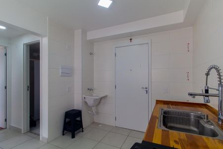 Apartamento para alugar com 33m², 2 quartos e sem vaga Apartamento para alugar com 33m², 2 quartos e sem vagaSala/Cozinha