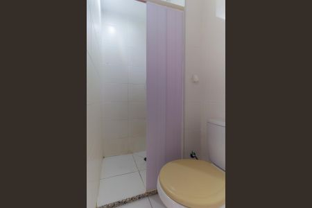 Apartamento para alugar com 33m², 2 quartos e sem vaga Apartamento para alugar com 33m², 2 quartos e sem vagaBanheiro