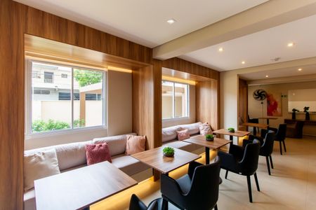 Apartamento para alugar com 33m², 2 quartos e sem vaga Apartamento para alugar com 33m², 2 quartos e sem vagaÁrea comum - Salão de festas